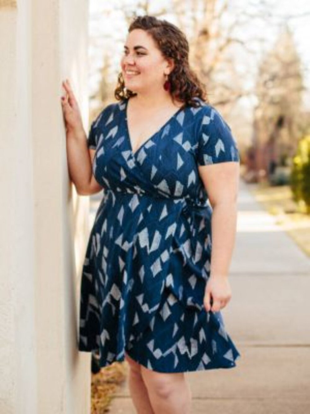 Mata Traders Ainslie Wrap Dress in Twilight Navy Blue Geometric XL